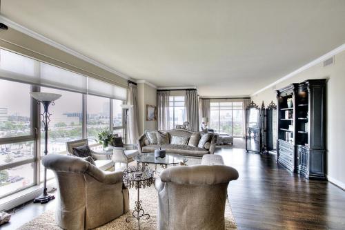 Metropolitan Living